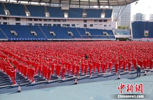 点击进入下一页